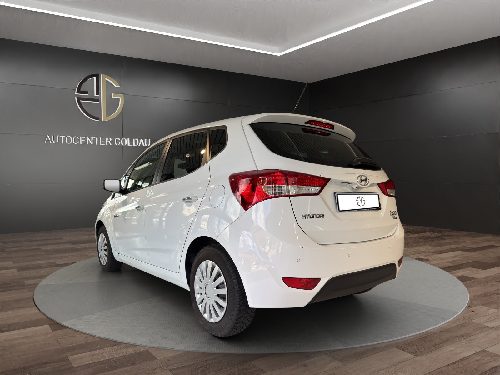 HYUNDAI iX20 1.6 Premium, Benzin, Occasion / Gebraucht, Handschaltung - 2