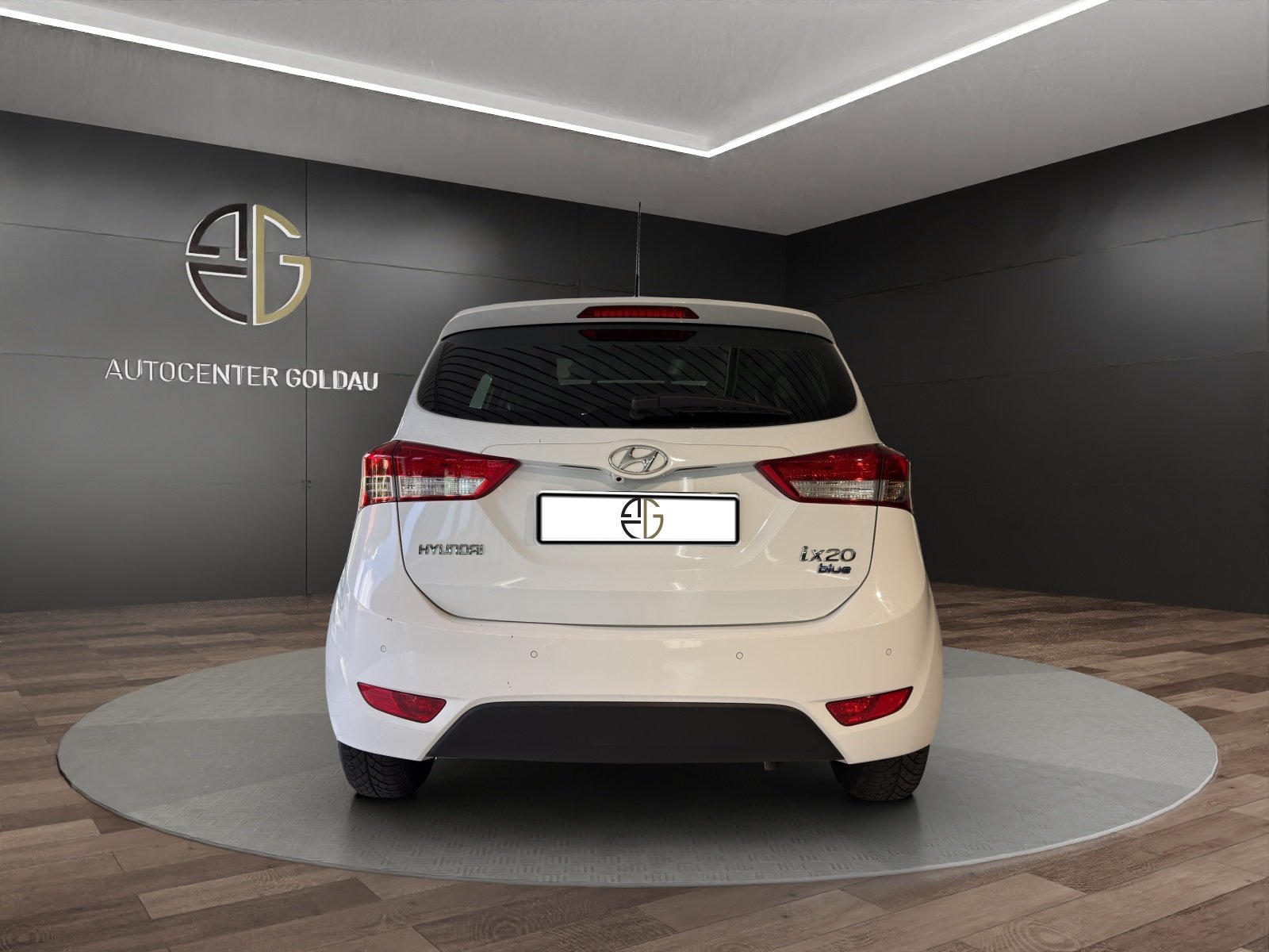 HYUNDAI iX20 1.6 Premium, Benzin, Occasion / Gebraucht, Handschaltung - 3