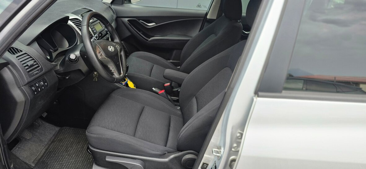 HYUNDAI ix20 1.6 Style, Essence, Occasion / Utilisé, Manuelle - 3