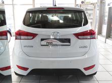 HYUNDAI iX20 1.6 Amplia Automat, Benzin, Occasion / Gebraucht, Automatik - 4