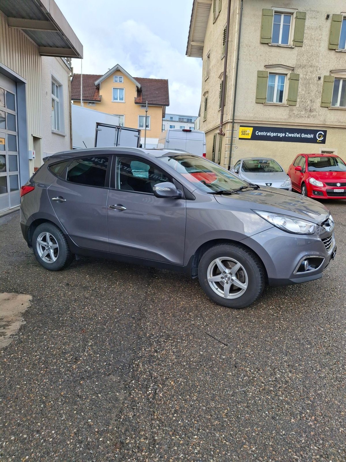 HYUNDAI iX 35 2.0 CRDi Premium 4WD Automatic, Diesel, Occasion / Utilisé, Automatique - 3