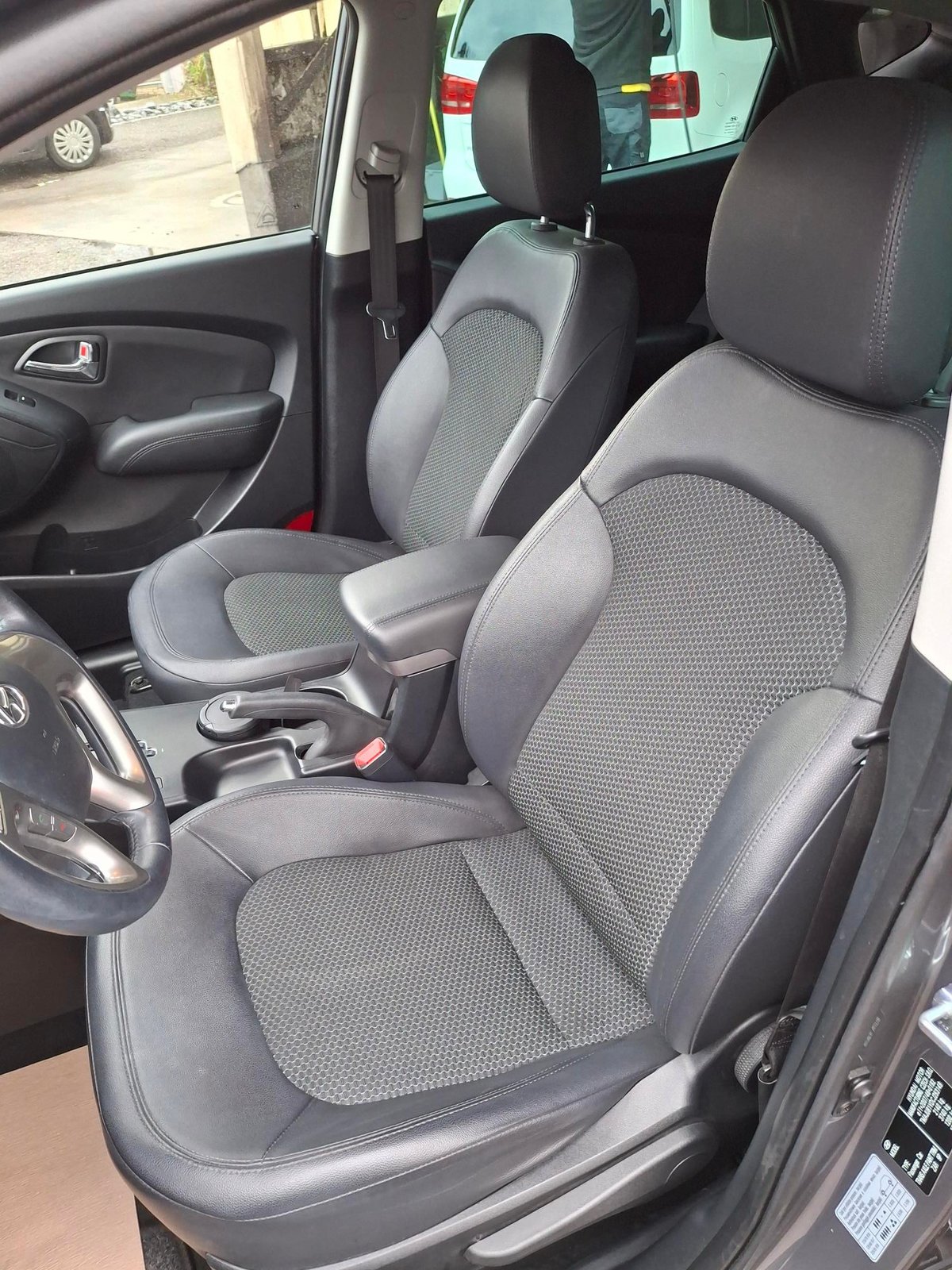 HYUNDAI iX 35 2.0 CRDi Premium 4WD Automatic, Diesel, Occasion / Utilisé, Automatique - 5