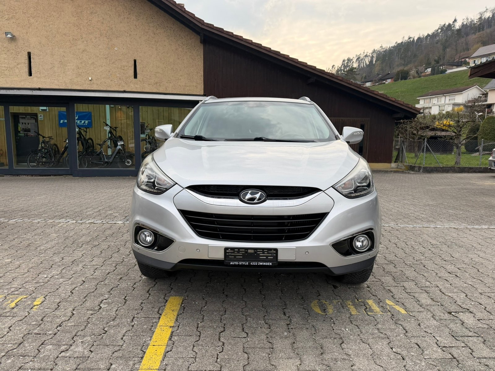 HYUNDAI iX 35 2.0 CRDi Style 4WD, Diesel, Second hand / Used, Manual - 2