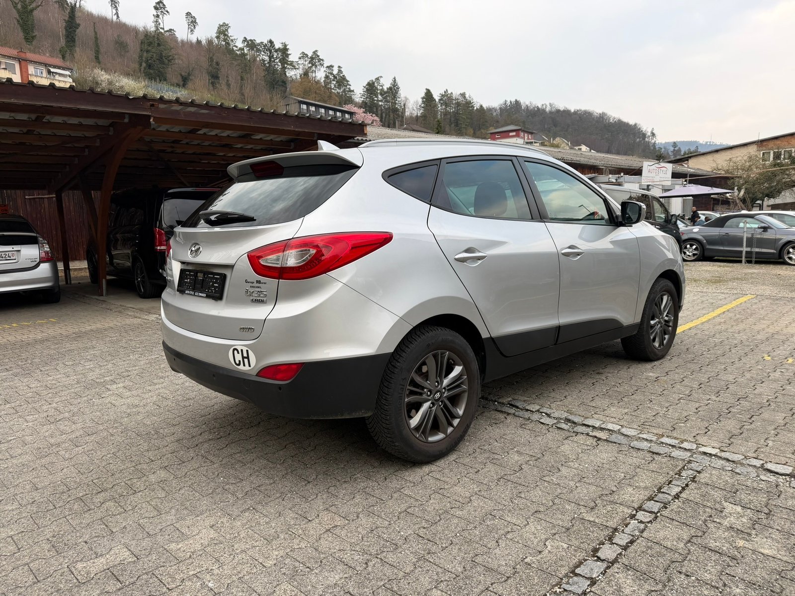 HYUNDAI iX 35 2.0 CRDi Style 4WD, Diesel, Second hand / Used, Manual - 4