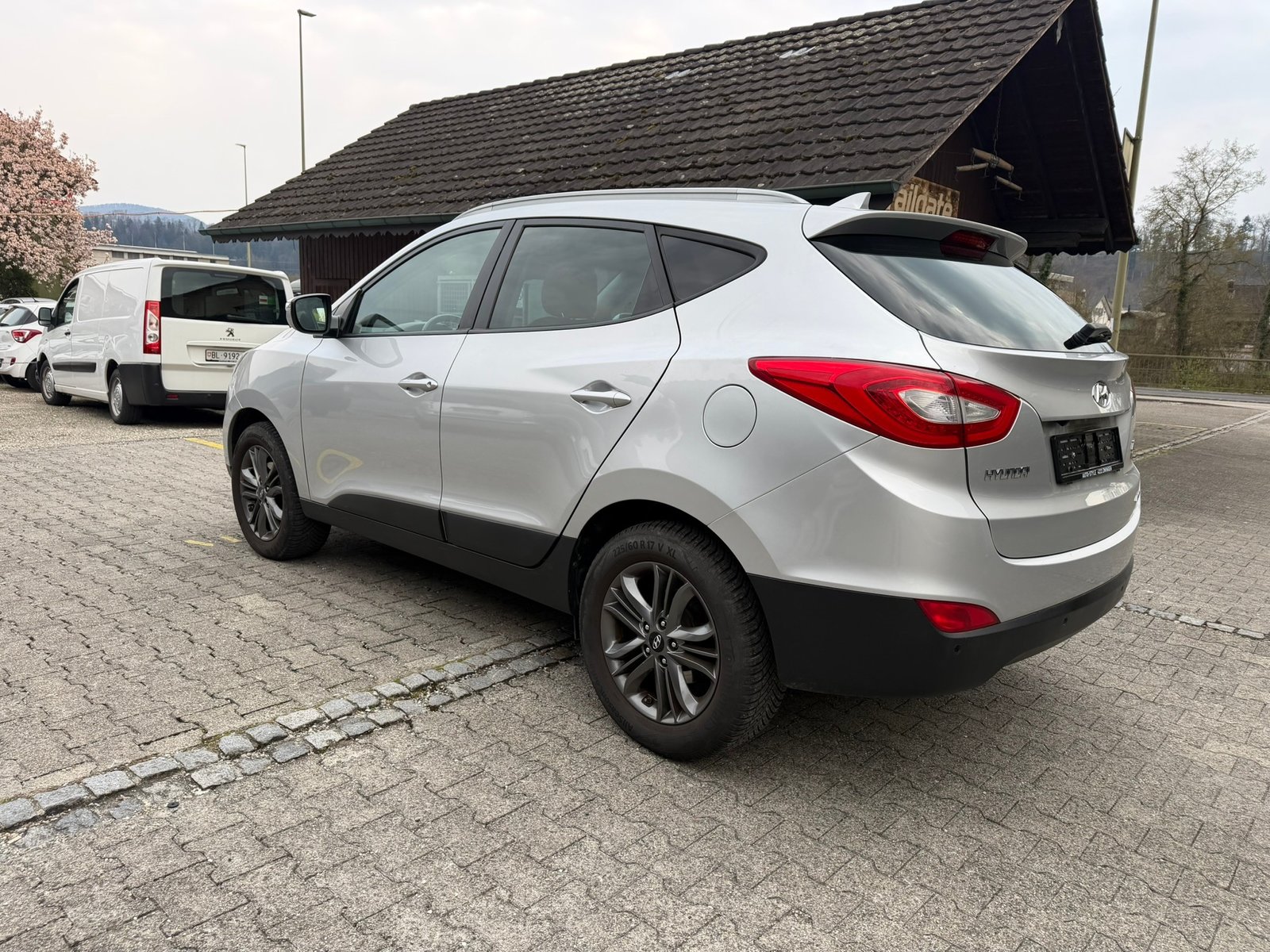 HYUNDAI iX 35 2.0 CRDi Style 4WD, Diesel, Second hand / Used, Manual - 6
