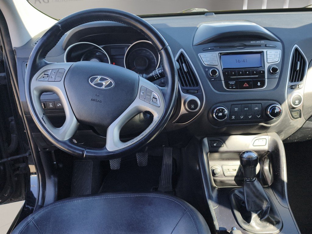 HYUNDAI ix35 2.0 Comfort 4WD, Petrol, Second hand / Used, Manual - 7