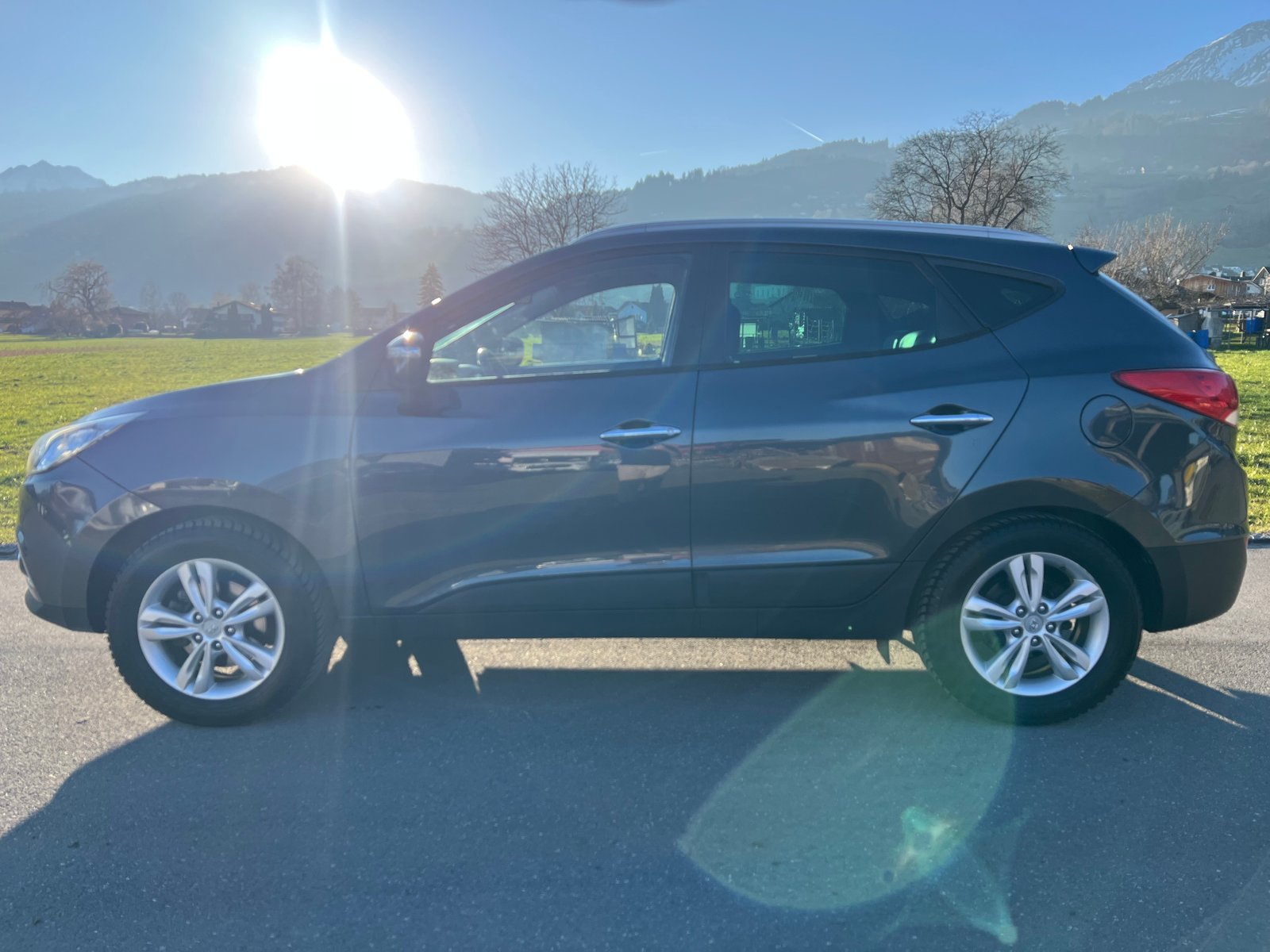HYUNDAI IX35 iX 35 2.0 Premium 4WD, Benzin, Occasion / Gebraucht, Handschaltung - 3