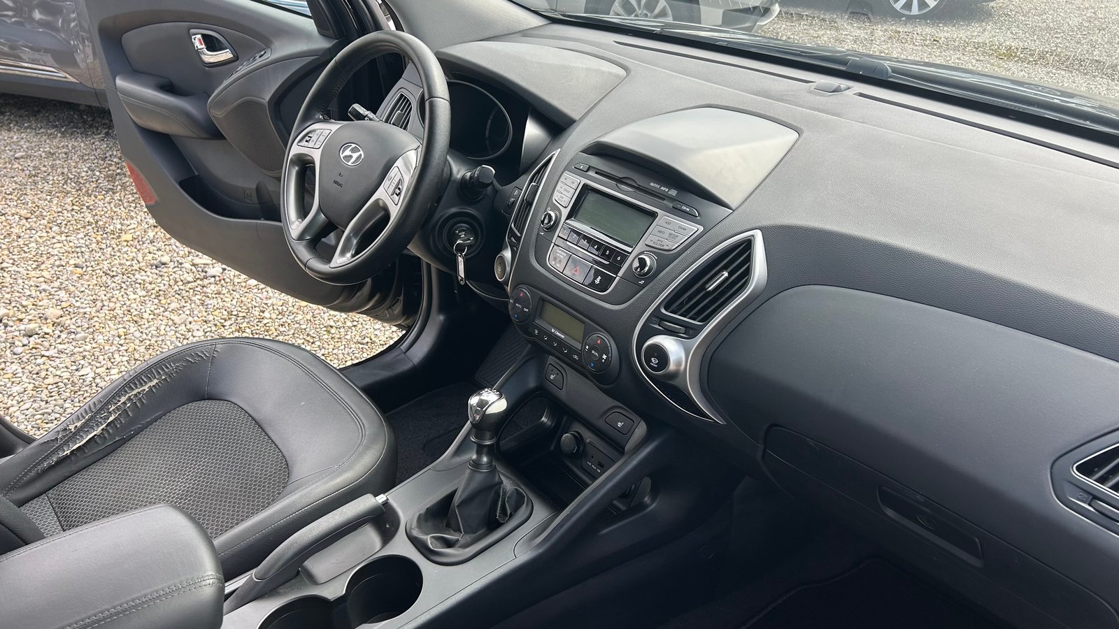 HYUNDAI iX 35 1.7 CRDi Style 2WD, Diesel, Second hand / Used, Manual - 6