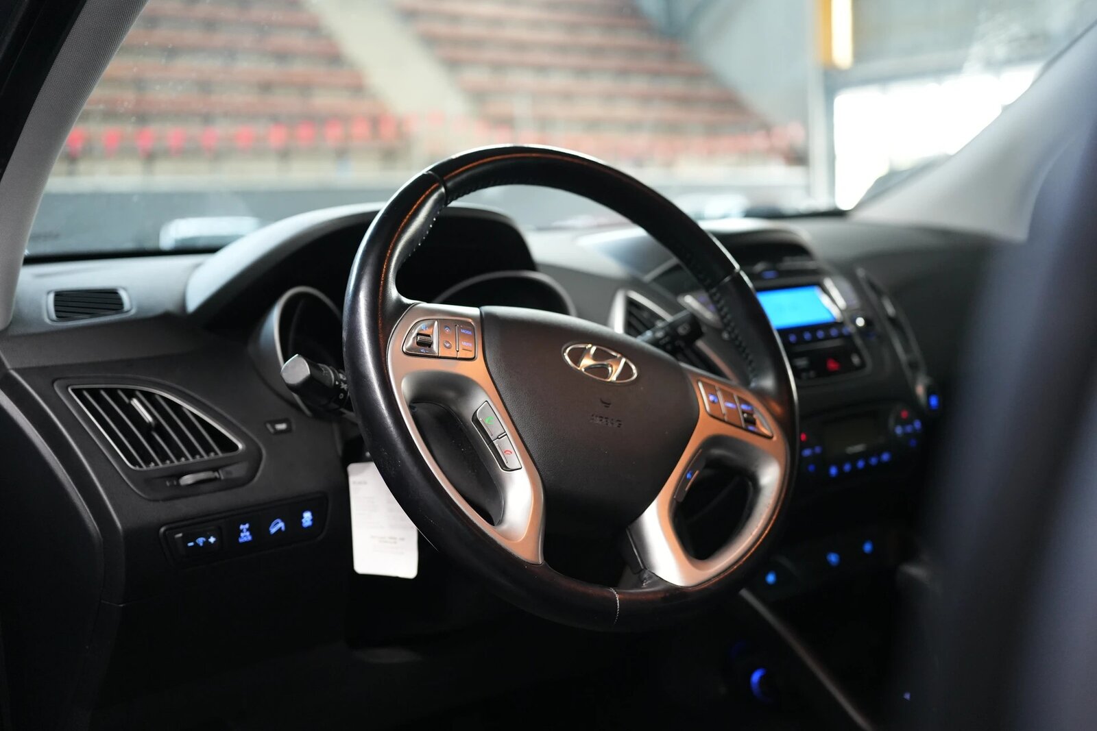 HYUNDAI iX 35 2.0 Style 4WD Automatic, Essence, Occasion / Utilisé, Automatique - 7