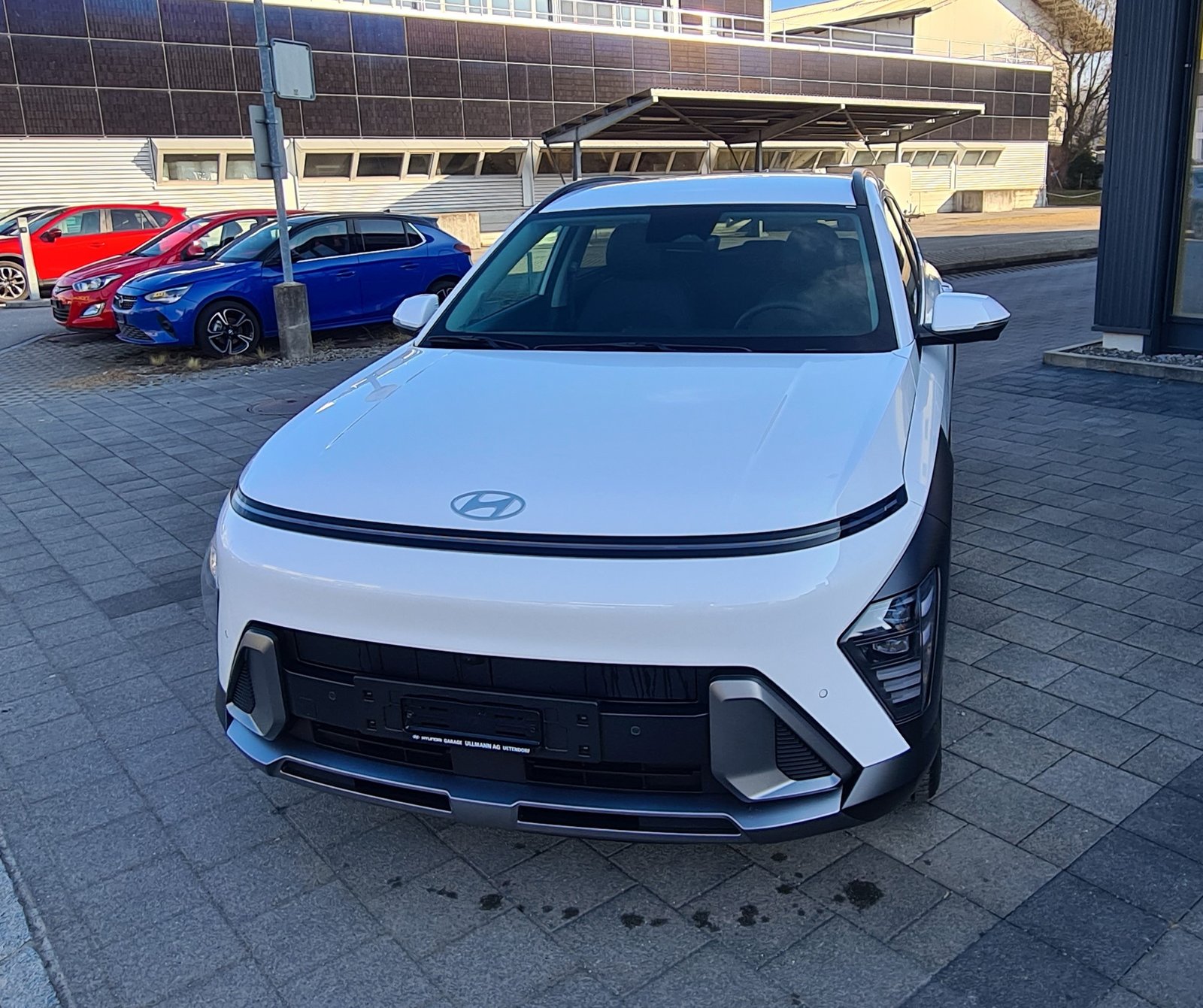 HYUNDAI Kona 1.6 GDi HEV Amplia DCT
