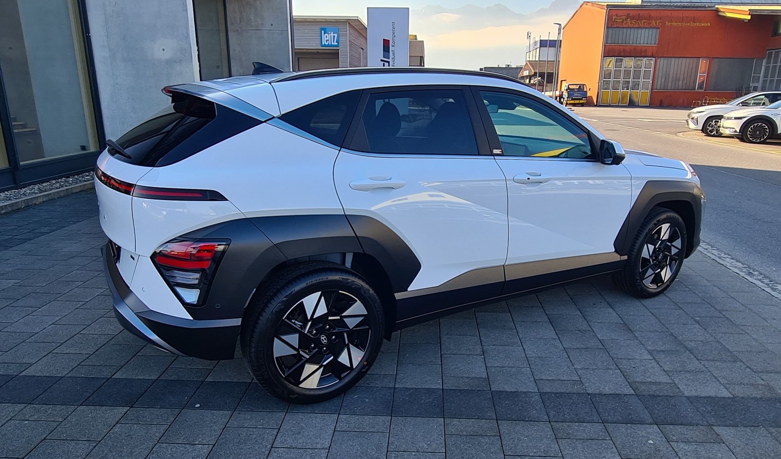 HYUNDAI Kona 1.6 GDi HEV Amplia DCT, Benzin, Neuwagen, Automatik - 4