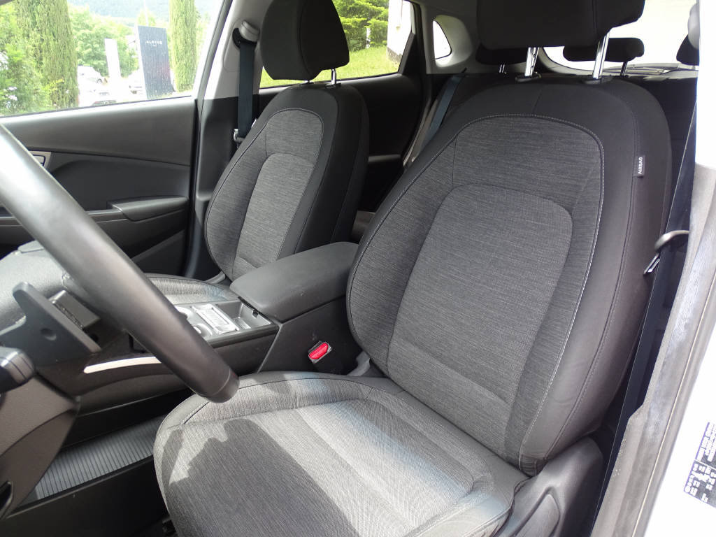 HYUNDAI Kona Electric Amplia, Elektro, Occasion / Gebraucht, Automatik - 5
