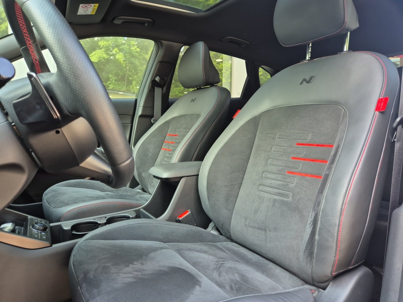 HYUNDAI Kona 1.6 T-GDi N-Line 4WD, Benzin, Occasion / Gebraucht, Automatik - 6