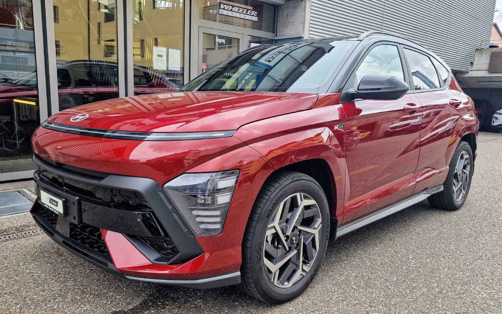 HYUNDAI KONA