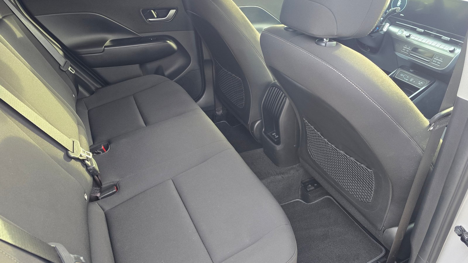 HYUNDAI Kona 1.6 T-GDi Origo 4WD DCT, Benzin, Occasion / Gebraucht, Automatik - 5