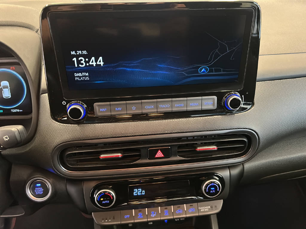 HYUNDAI Kona 1.6 T-GDi N-Line 4WD, Petrol, Second hand / Used, Automatic - 6