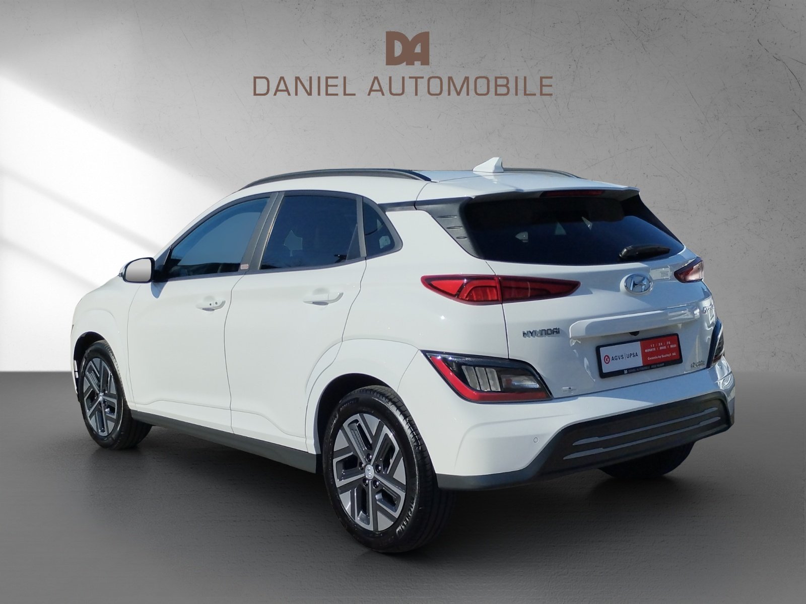 HYUNDAI Kona Electric Amplia, Elektro, Occasion / Gebraucht, Automatik - 5
