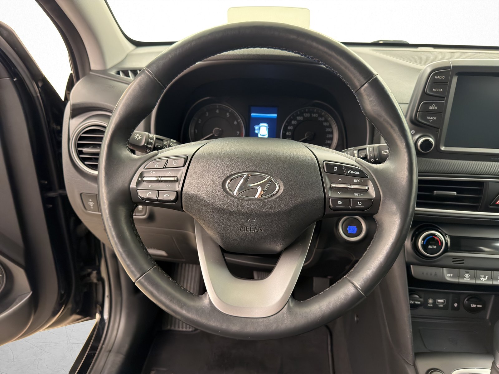 HYUNDAI Kona 1.6 T-GDi Vertex 4WD, Benzin, Occasion / Gebraucht, Automatik - 6