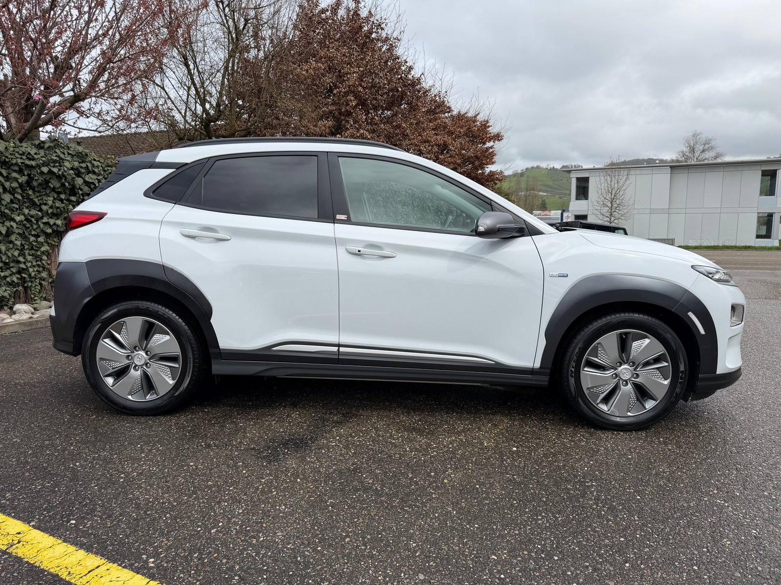 HYUNDAI Kona Electric Vertex 64KWh, Electric, Second hand / Used, Automatic - 2