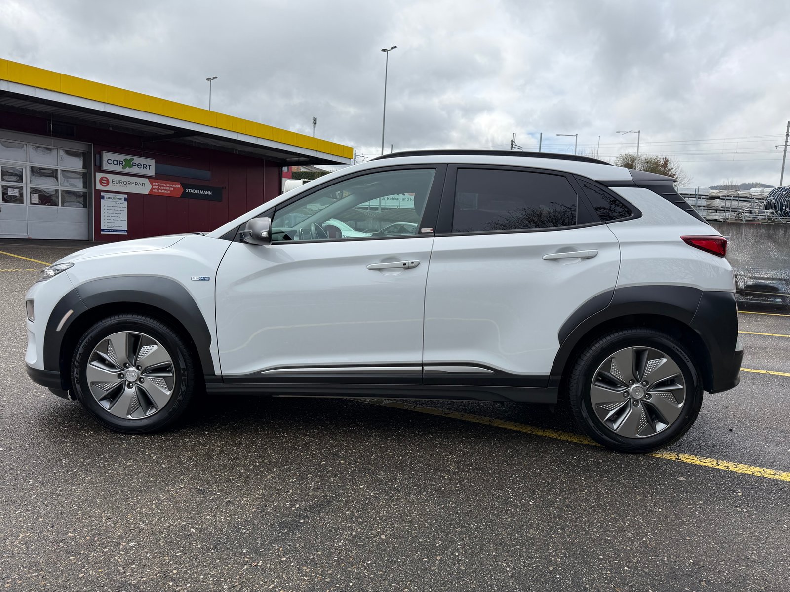 HYUNDAI Kona Electric Vertex 64KWh, Electric, Second hand / Used, Automatic - 7