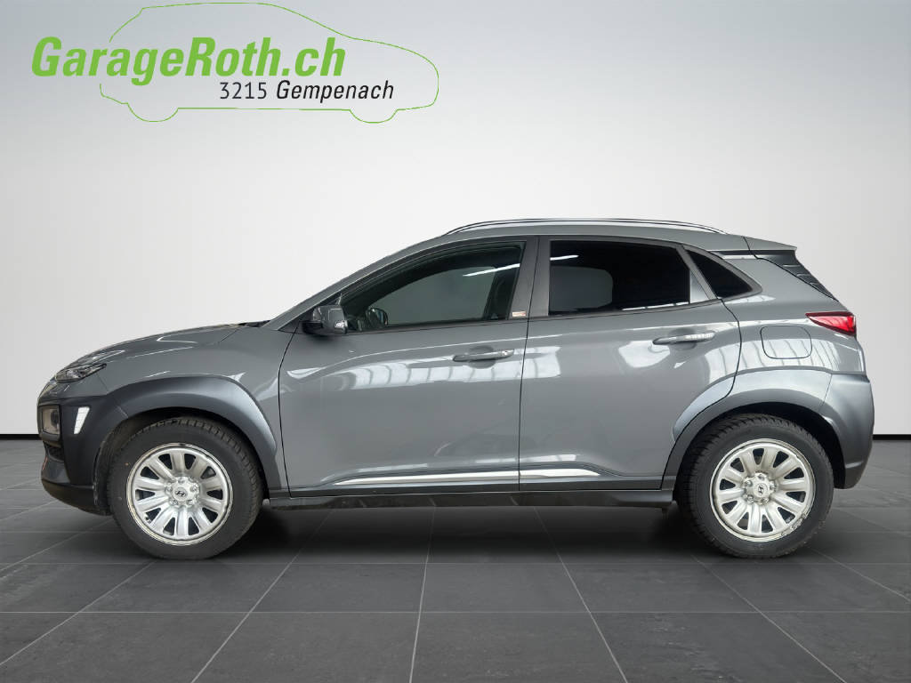 HYUNDAI Kona 1.6 T-GDi Amplia 4WD, Petrol, Second hand / Used, Automatic - 2