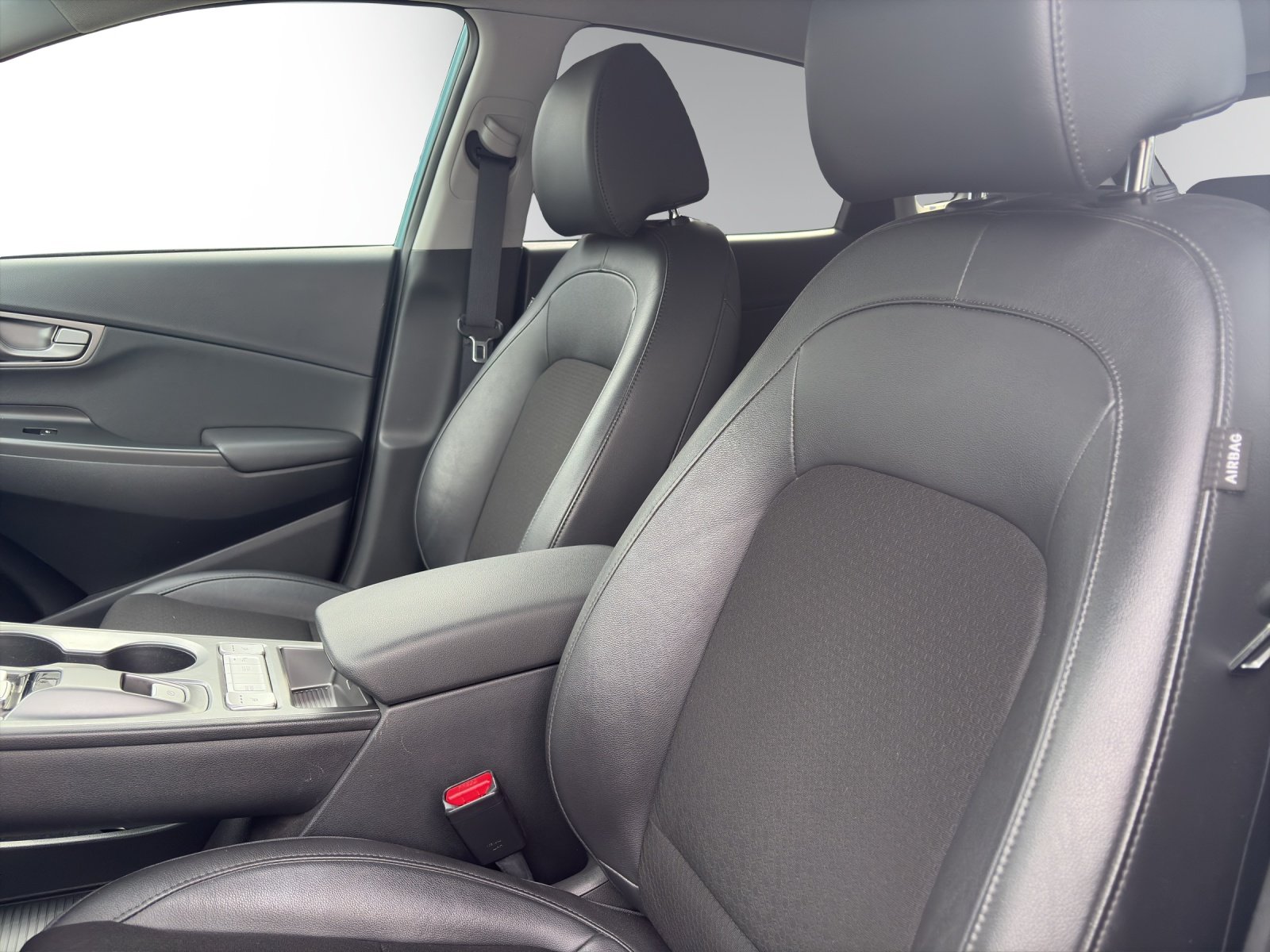 HYUNDAI Kona EV Amplia, Electric, Second hand / Used, Automatic - 7