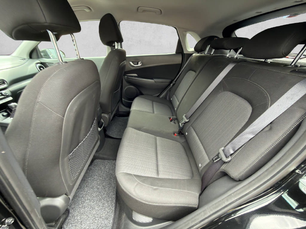 HYUNDAI Kona 1.6 GDi Hybrid Amplia, Voll-Hybrid Benzin/Elektro, Occasion / Gebraucht, Automatik - 7