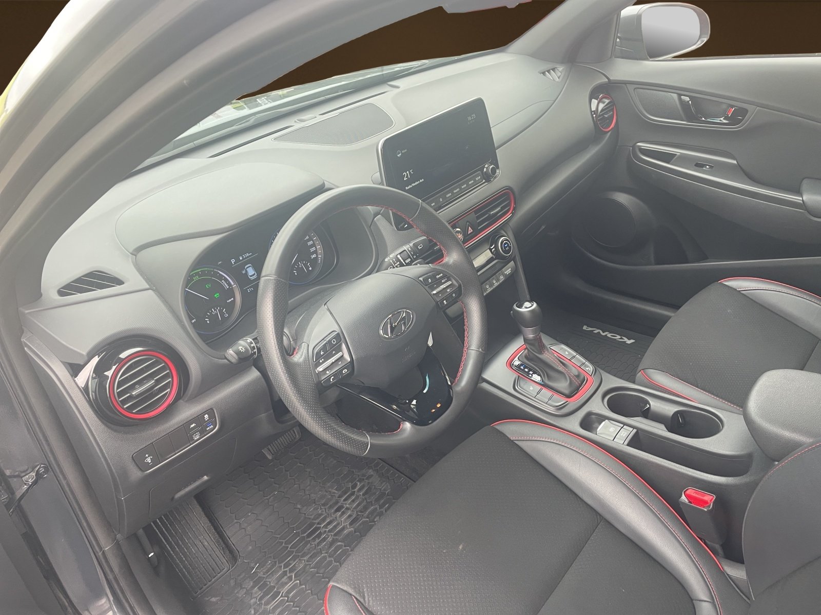 HYUNDAI Kona 1.6 GDi Hybrid Amplia, Hybride Intégral Essence/Électricité, Occasion / Utilisé, Automatique - 6