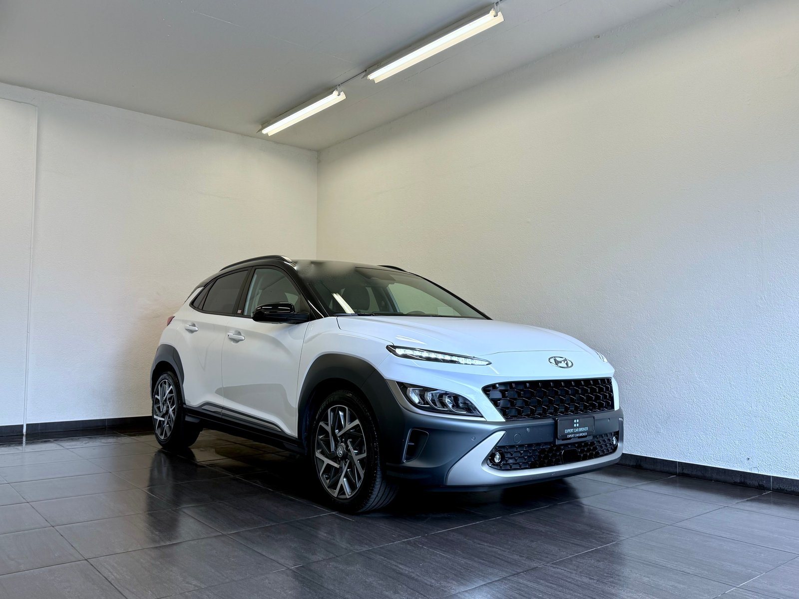 HYUNDAI Kona 1.6 GDi HEV Vertex DCT, Full-Hybrid Petrol/Electric, Second hand / Used, Automatic - 2
