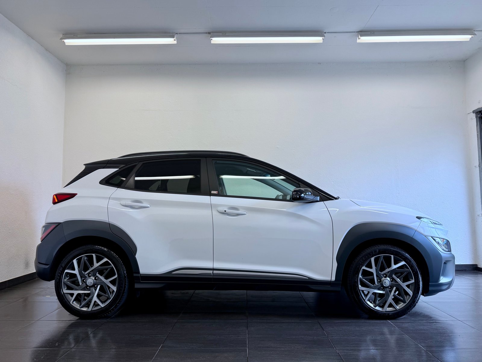 HYUNDAI Kona 1.6 GDi HEV Vertex DCT, Full-Hybrid Petrol/Electric, Second hand / Used, Automatic - 5
