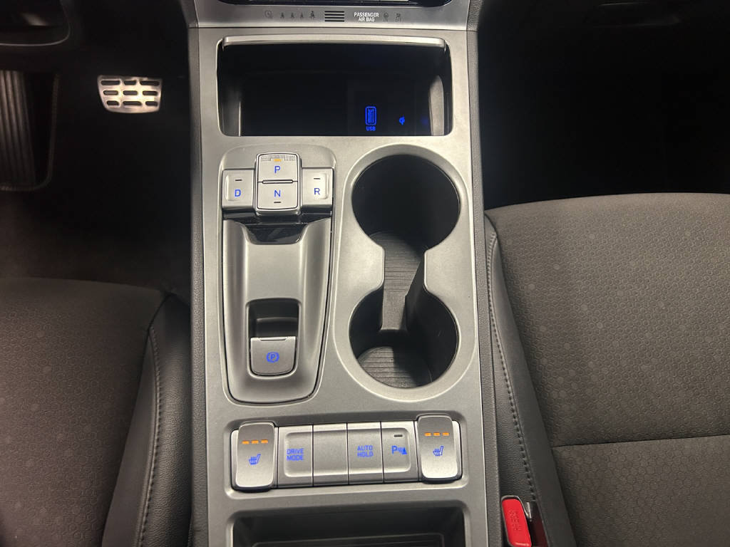 HYUNDAI Kona 64 kWh Electric Amplia, Elettrica, Occasioni / Usate, Automatico - 7