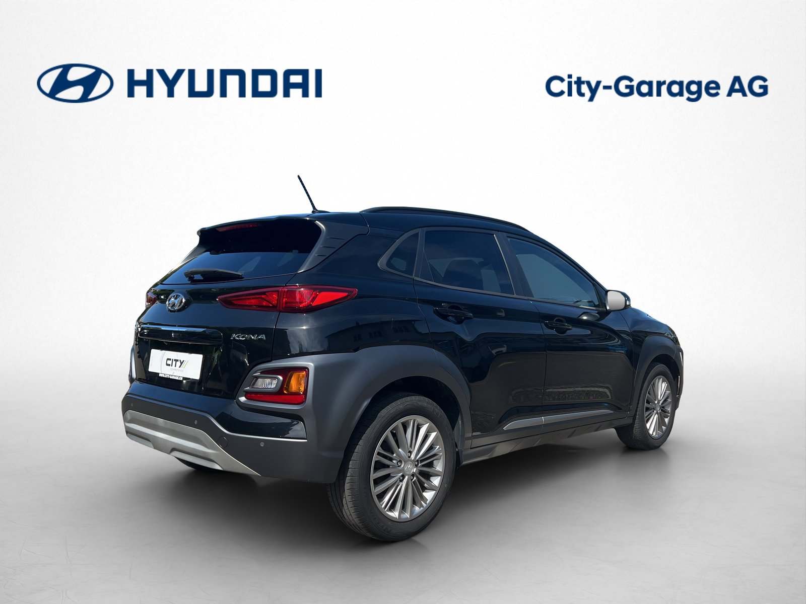 HYUNDAI Kona 1.0 T-GDi Launch, Petrol, Second hand / Used, Manual - 3