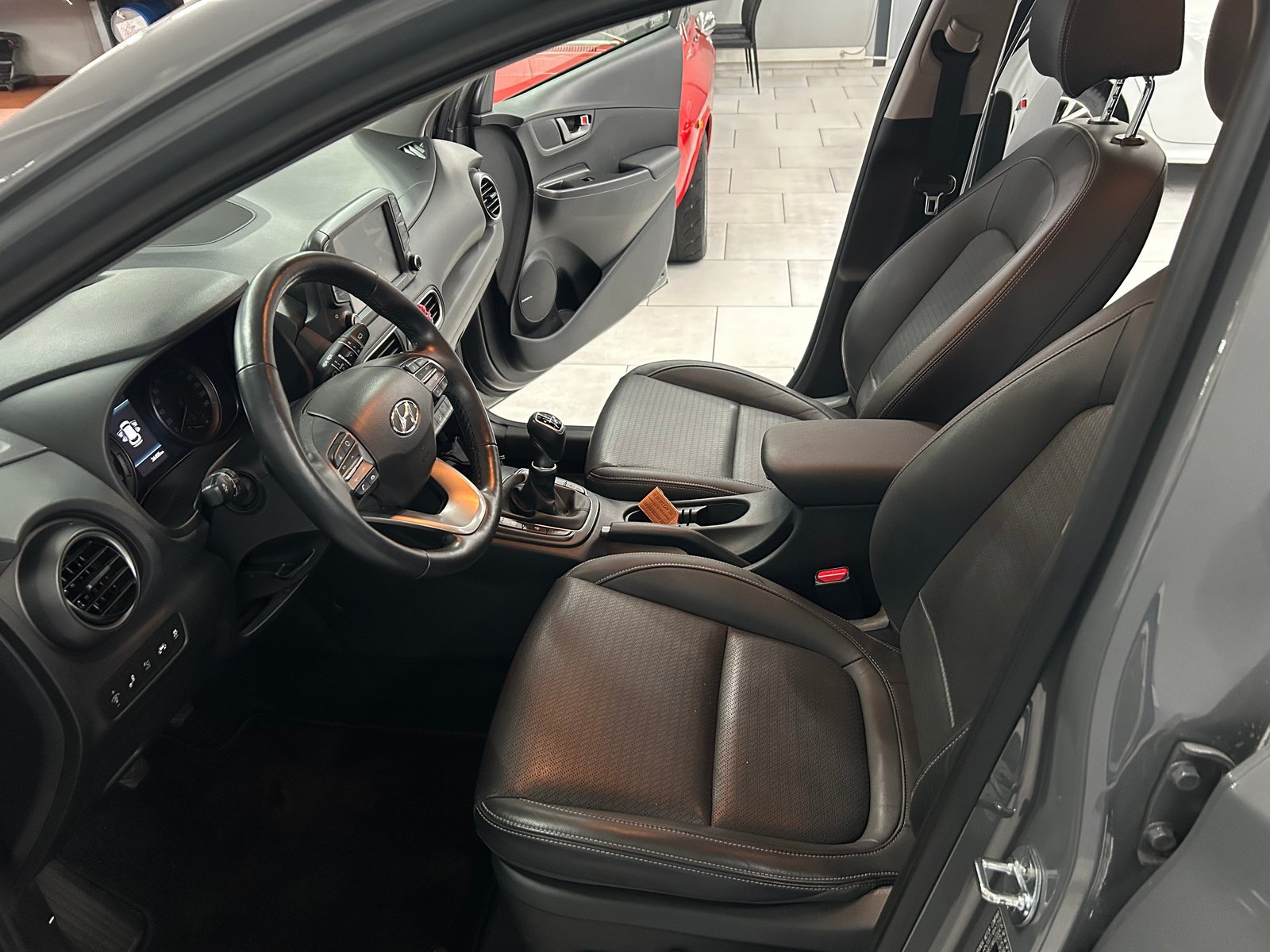 HYUNDAI Kona 1.0 T-GDi Vertex 2WD, Benzin, Occasion / Gebraucht, Handschaltung - 6