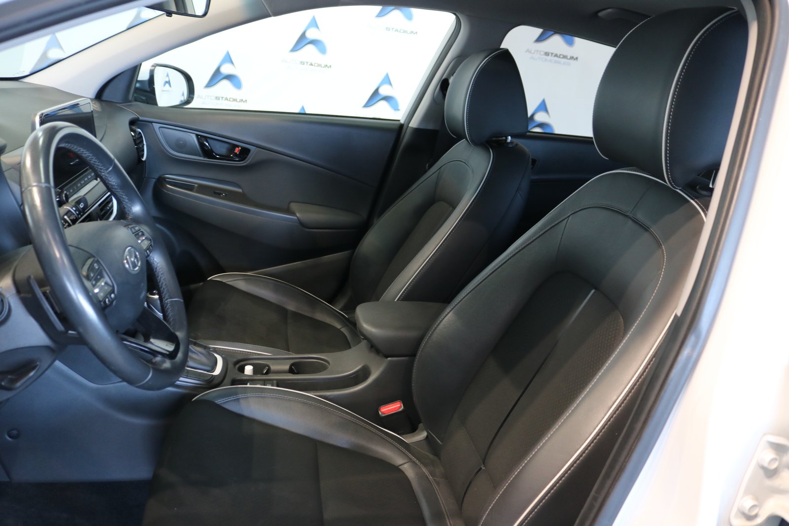 HYUNDAI Kona 1.6 GDi HEV Amplia DCT, Full-Hybrid Petrol/Electric, Second hand / Used, Automatic - 4