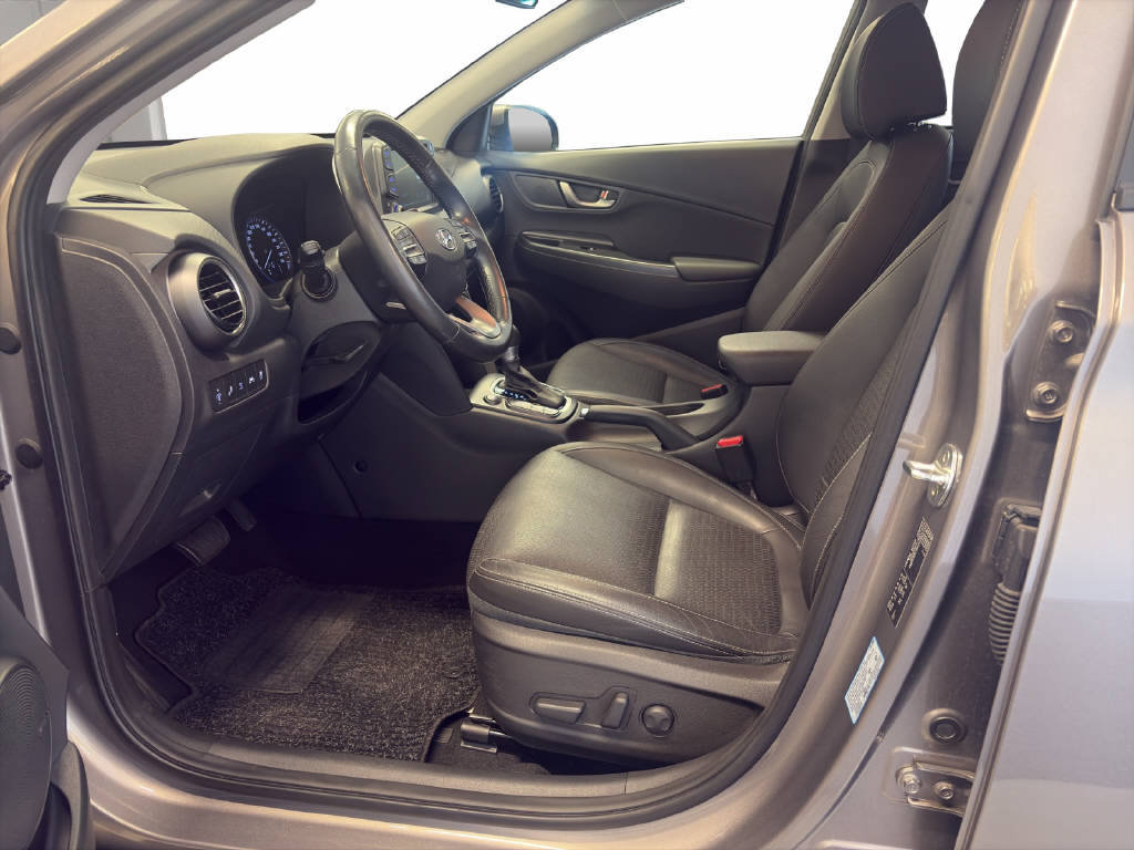 HYUNDAI Kona 1.6 T-GDi Launch 4WD, Petrol, Second hand / Used, Automatic - 4