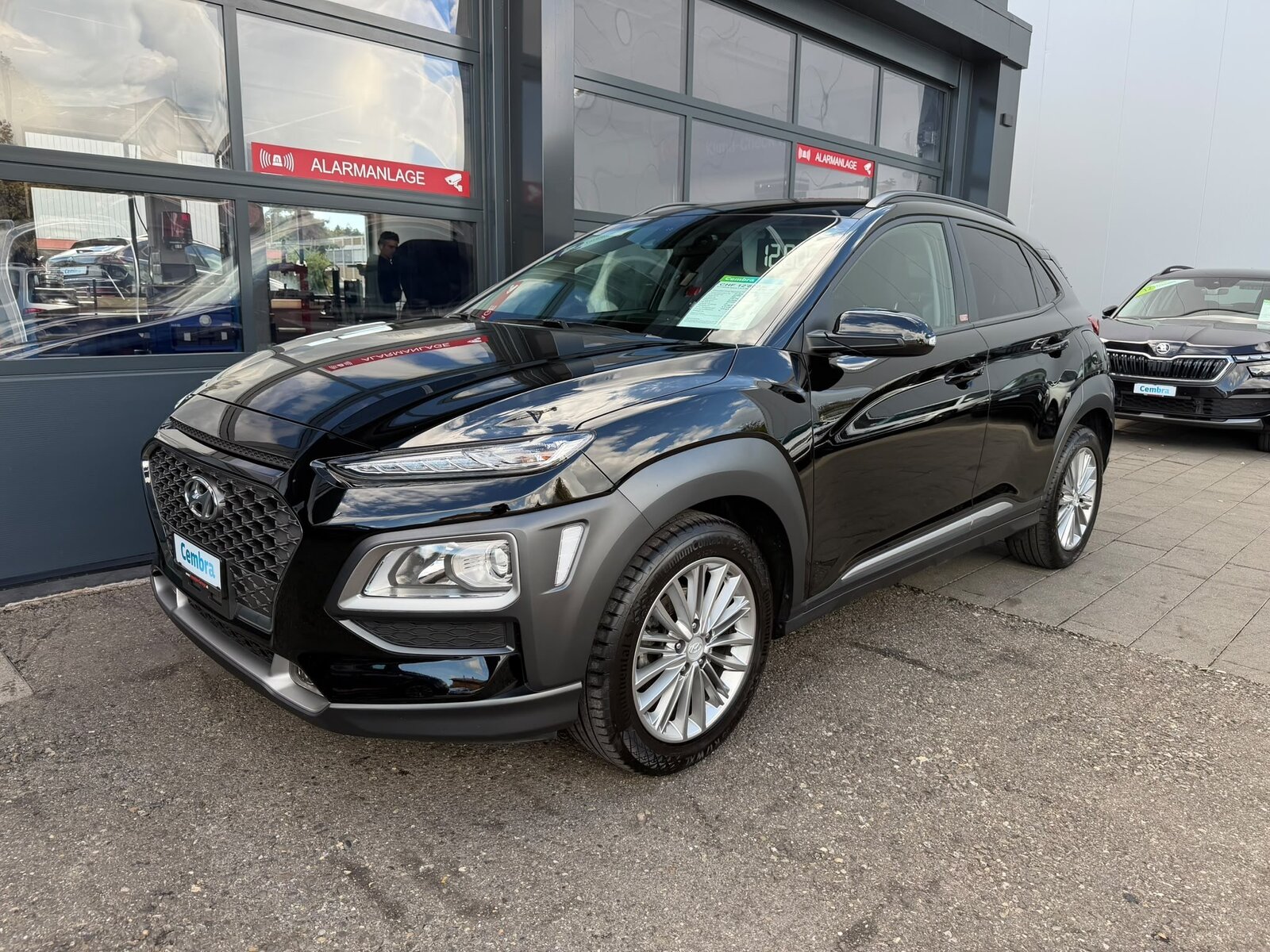 HYUNDAI Kona 1.0 T-GDi Launch Plus 2WD