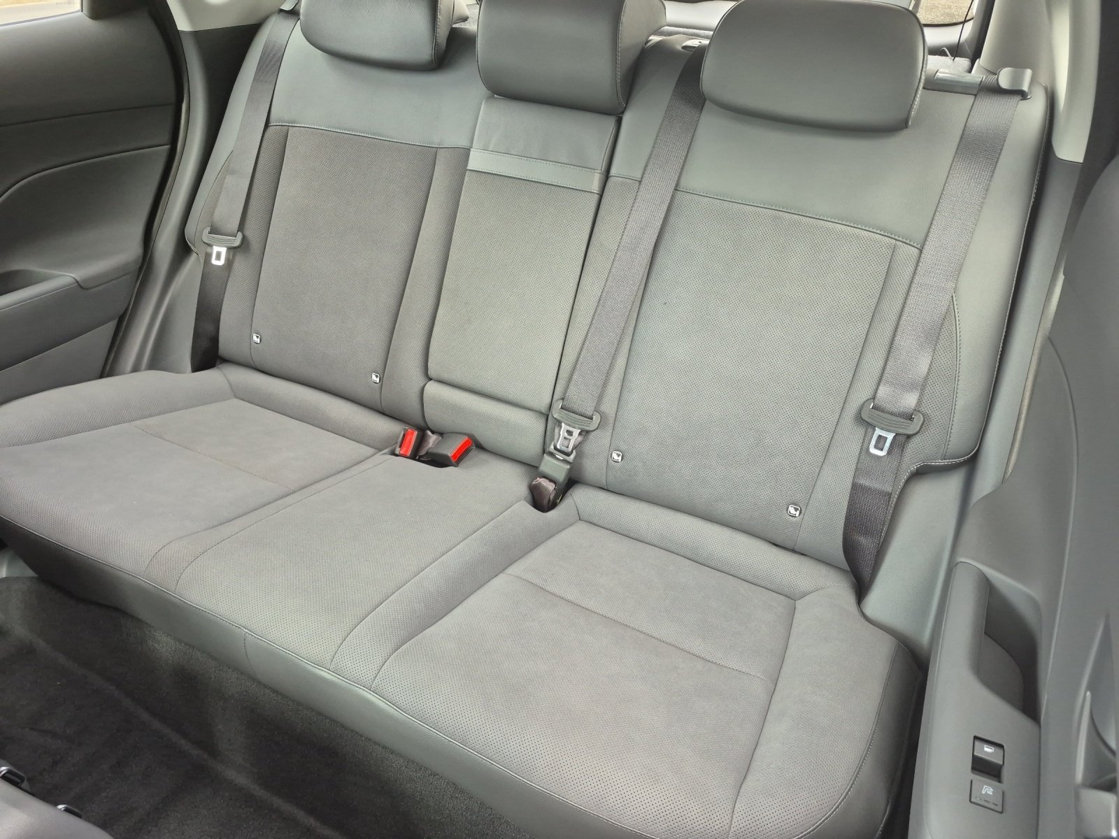 HYUNDAI Kona Electric Luxury Alcantara, Électrique, Voiture de démonstration, Automatique - 7