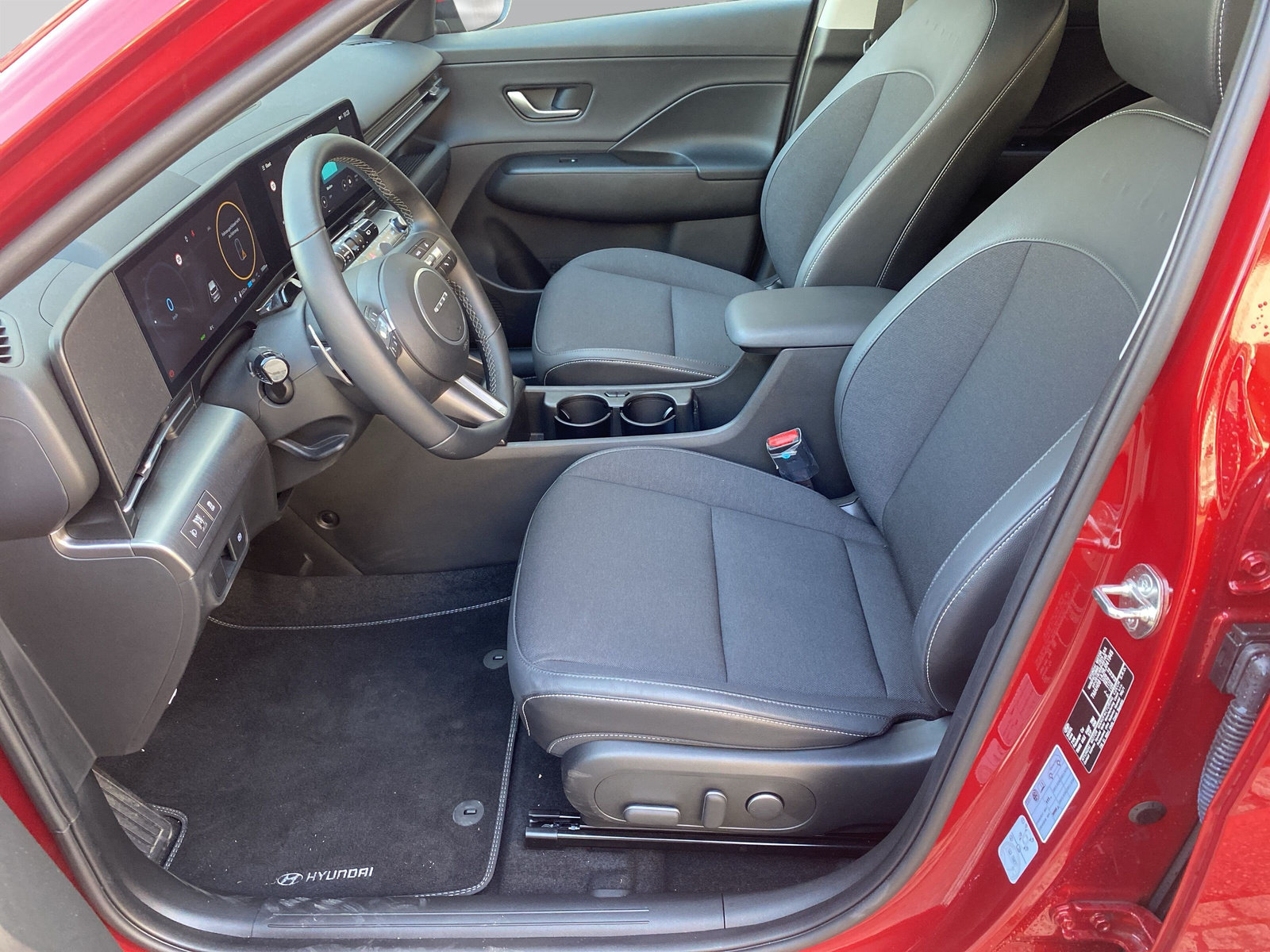 HYUNDAI Kona EV 65.4 kWh Amplia, Elektro, Vorführwagen, Automatik - 5