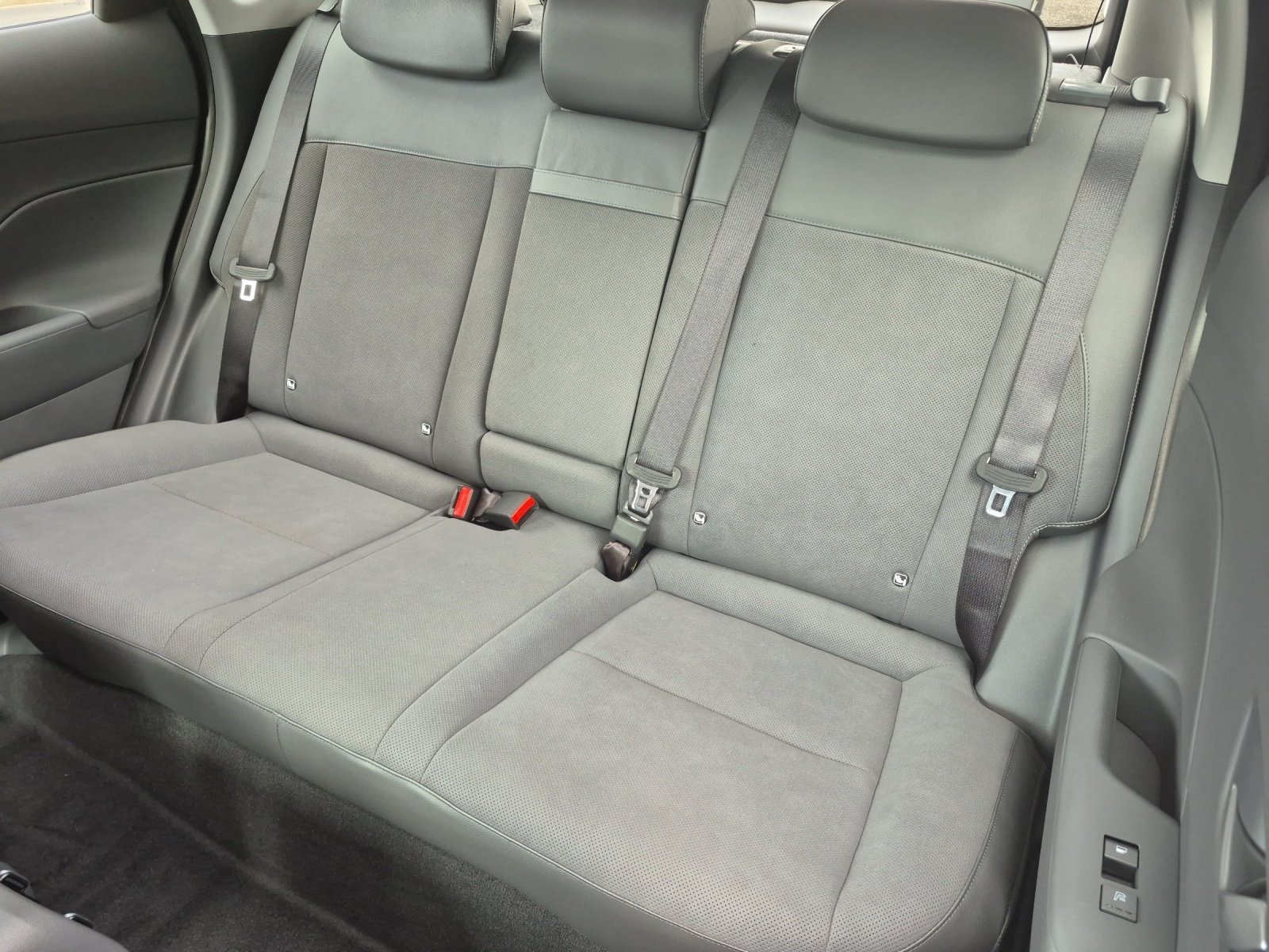 HYUNDAI Kona Electric Luxury Alcantara, Elektro, Vorführwagen, Automatik - 7