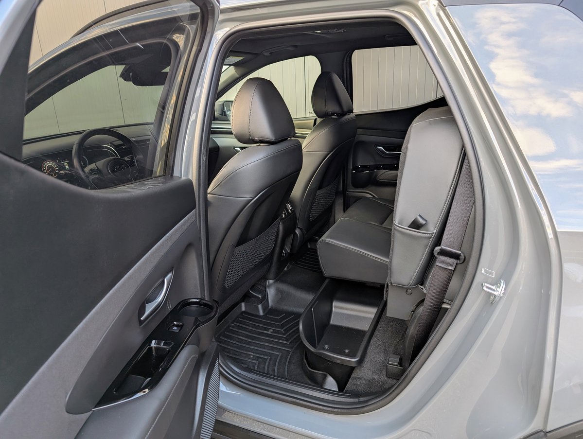 HYUNDAI Santa Cruz 2.5T 4WD, Benzin, Occasion / Gebraucht, Automatik - 6