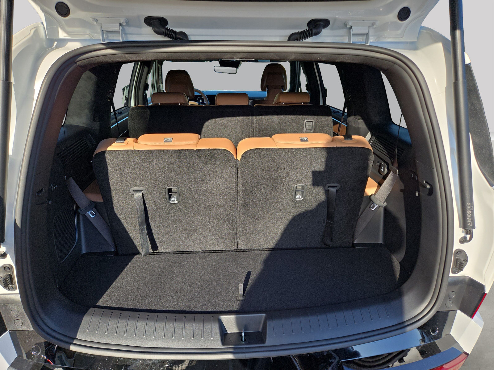 HYUNDAI Santa Fe *7 Plätze* HEV Calligraphy 4WD, Voll-Hybrid Benzin/Elektro, Neuwagen, Automatik - 7
