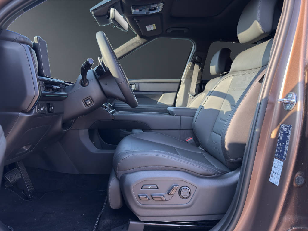 HYUNDAI Santa Fe 1.6 T-GDi HEV Calligraphy Swiss 7P, Full-Hybrid Petrol/Electric, New car, Automatic - 7