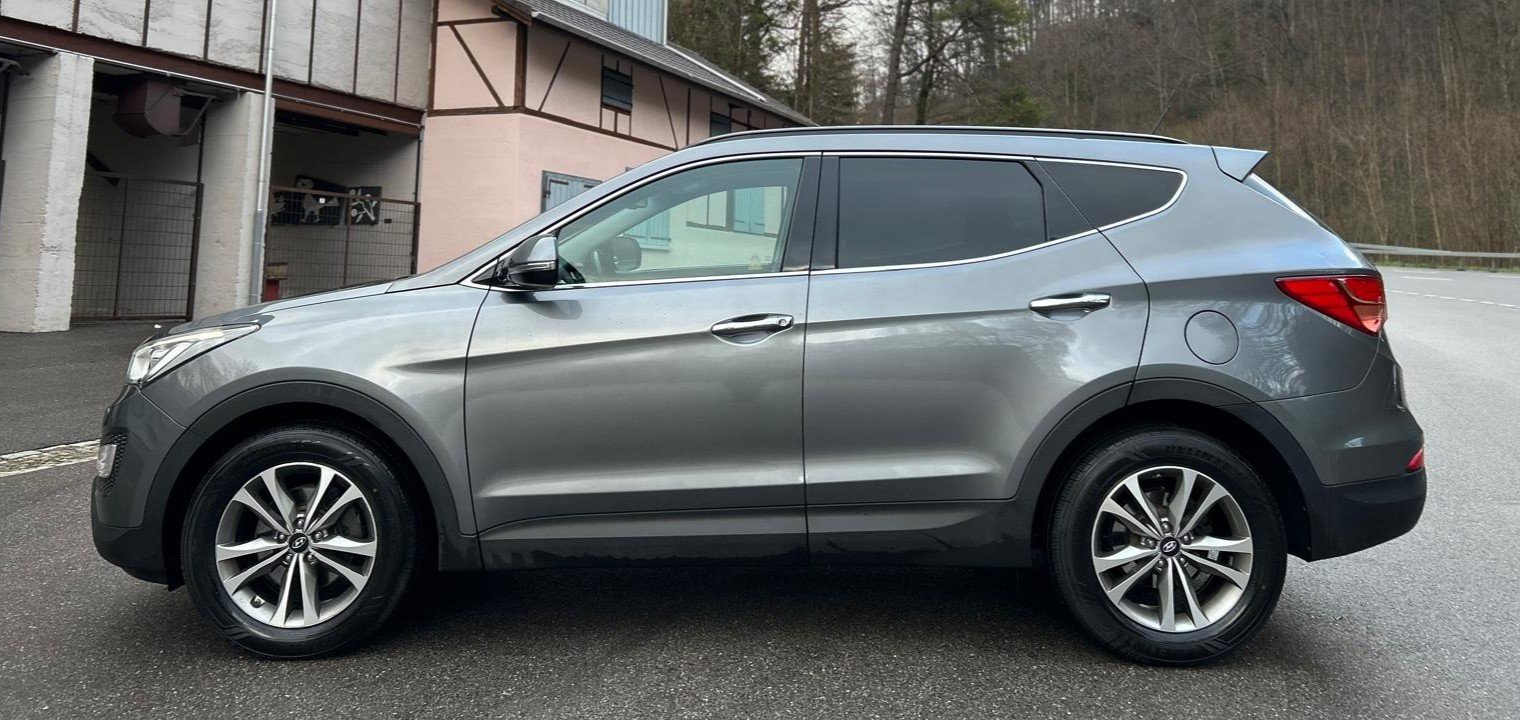 HYUNDAI Santa Fe 2.2 CRDI Style 4WD Automatic, Diesel, Occasion / Gebraucht, Automatik - 2