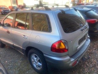 HYUNDAI SANTA FE 2.7 V6 GLS 4x4, Benzin, Occasion / Gebraucht, Automatik - 4
