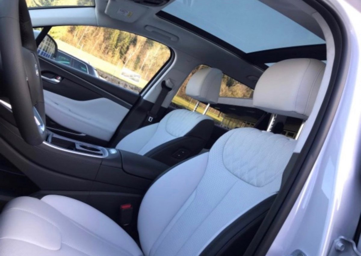 HYUNDAI Santa Fe 1.6 T-GDi PHEV Vertex 4WD Automatic, Plug-in-Hybrid Petrol/Electric, Ex-demonstrator, Automatic - 2