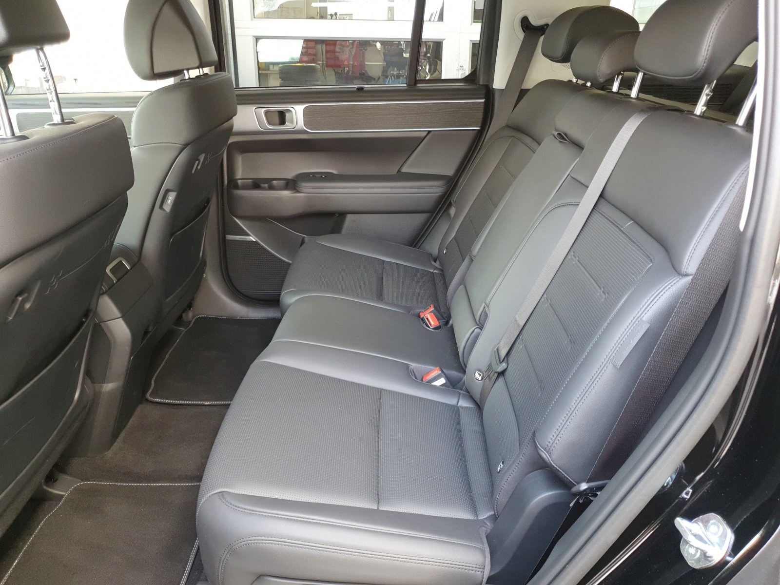 HYUNDAI Santa Fe 1.6 T-GDi PHEV Vertex 7 Plätzer, Plug-in-Hybrid Benzin/Elektro, Vorführwagen, Automatik - 7