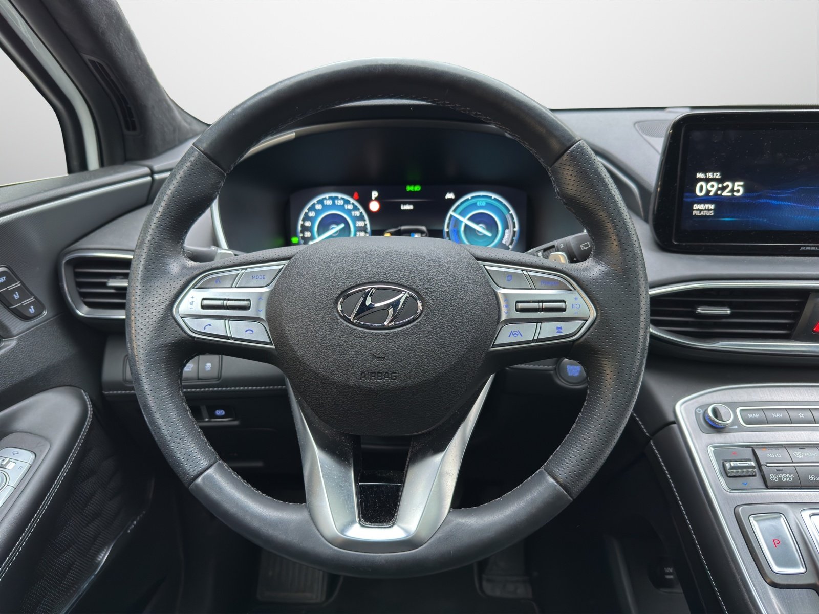 HYUNDAI Santa Fe 1.6 T-GDi PHEV Vertex Pack Luxury, Plug-in-Hybrid Petrol/Electric, Second hand / Used, Automatic - 7