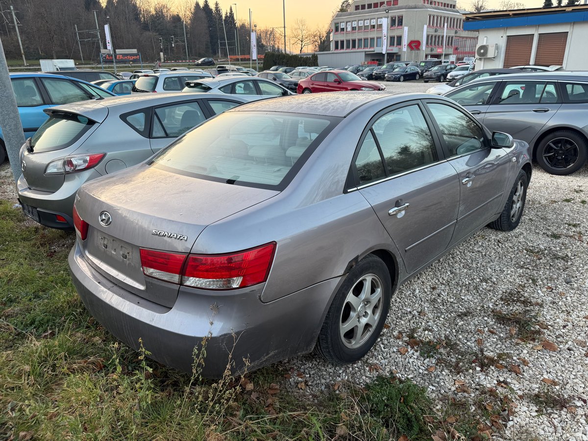 HYUNDAI Sonata 2.4 16V GLS, Petrol, Second hand / Used, Manual - 3