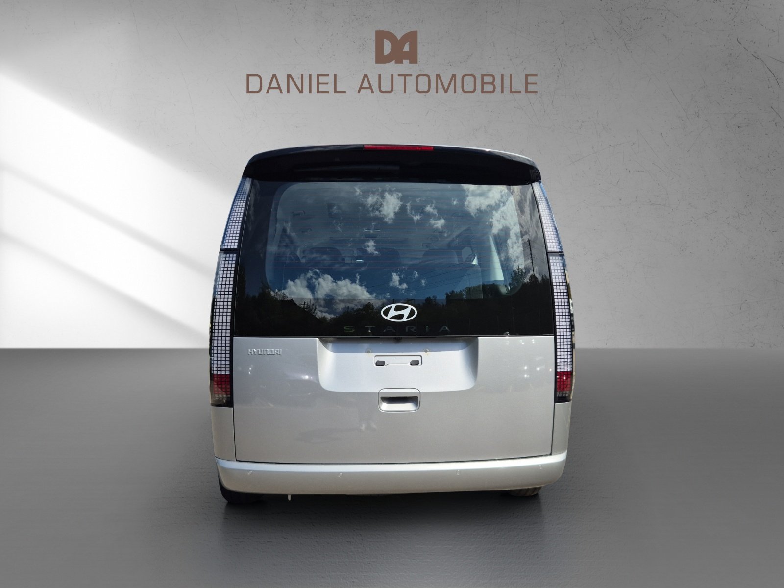 HYUNDAI Staria Wagon 1.6 GDi HEV Verte, Full-Hybrid Petrol/Electric, New car, Automatic - 7