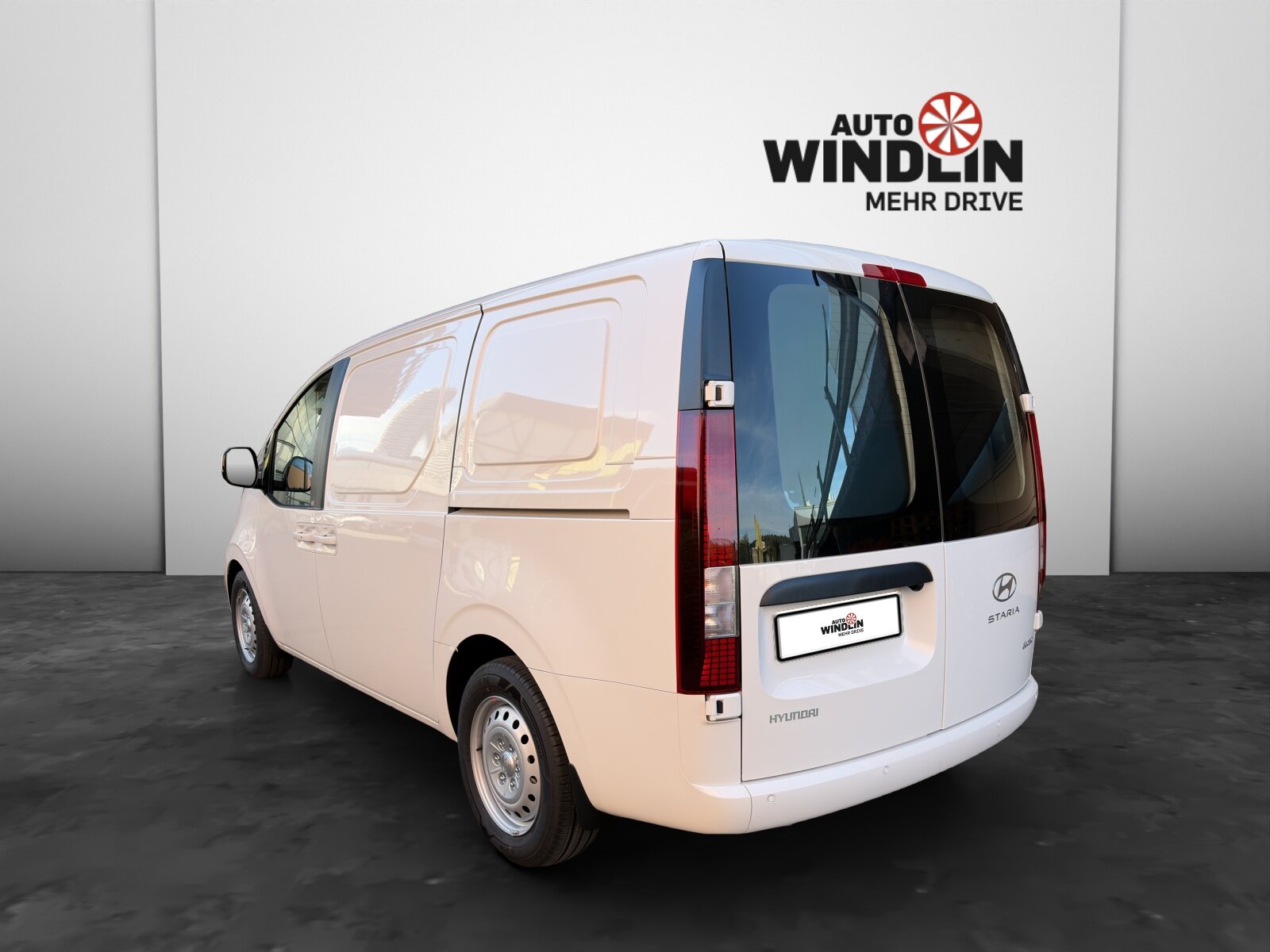 HYUNDAI Staria Cargo 3P 84 kWh Amplia Design, Elektro, Neuwagen, Automatik - 3